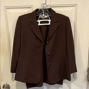 Elegant Brown Women's Blazer